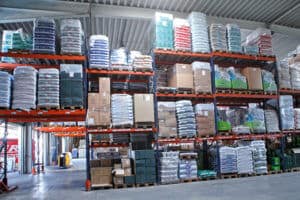Lutter Spedition NRW - Logistik - Lagerung - Beschaffung - Kommissionierung - überdachte Lagermöglichkeiten