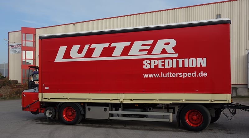 Lutter Spedition NRW - Betriebsumzüge - Maschinentransport - Logistik - LKW-Anhänger mit Mitnahmestapler